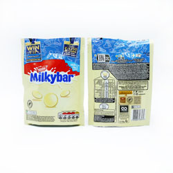 Nestlé Milkybar Buttons Giant Pouch